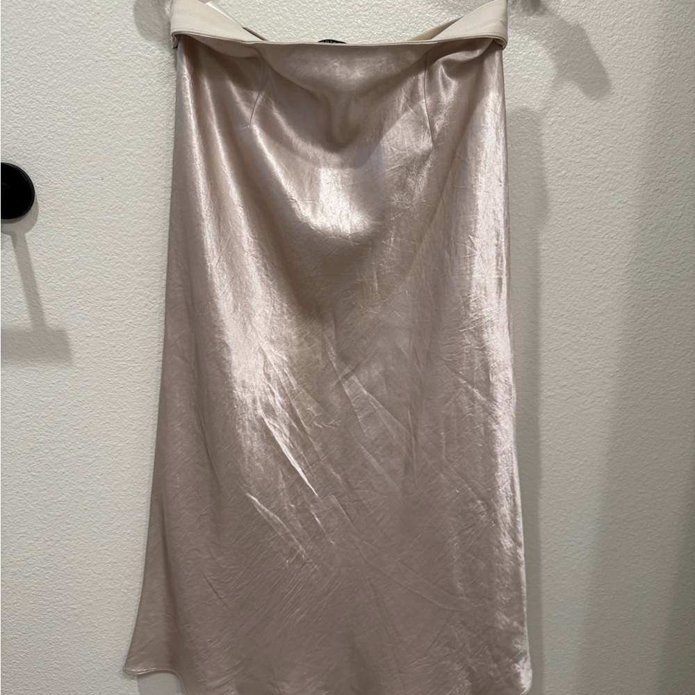 Babaton Satin Skirt in Blush Beige Size 6